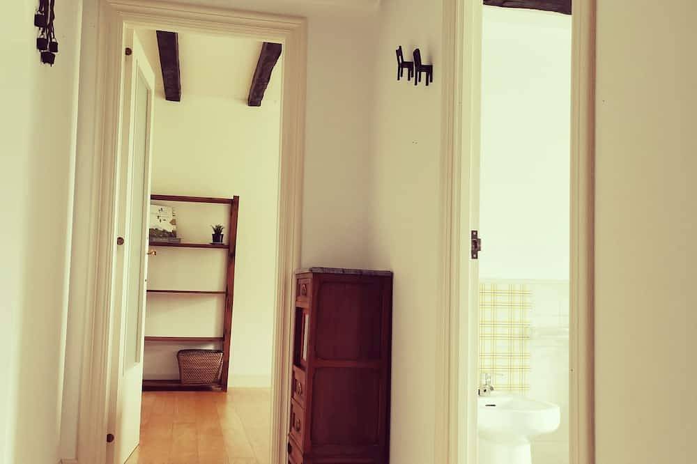 Habitaciones bed and breakfast en Estenibar Baserria in Elorrio, Vizcaya