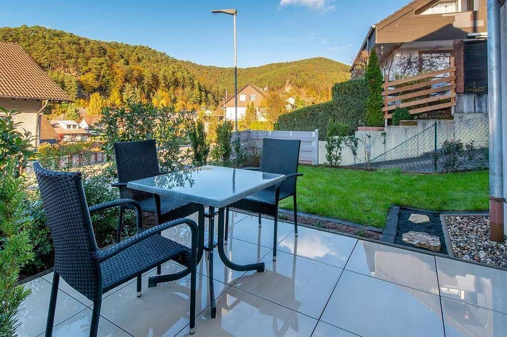 Ganze Wohnung, Ferienwohnung Arendt - Appartement/Fewo, Dusche, Wc, Erdgeschoß/Parterre in Dahn, Pfalz