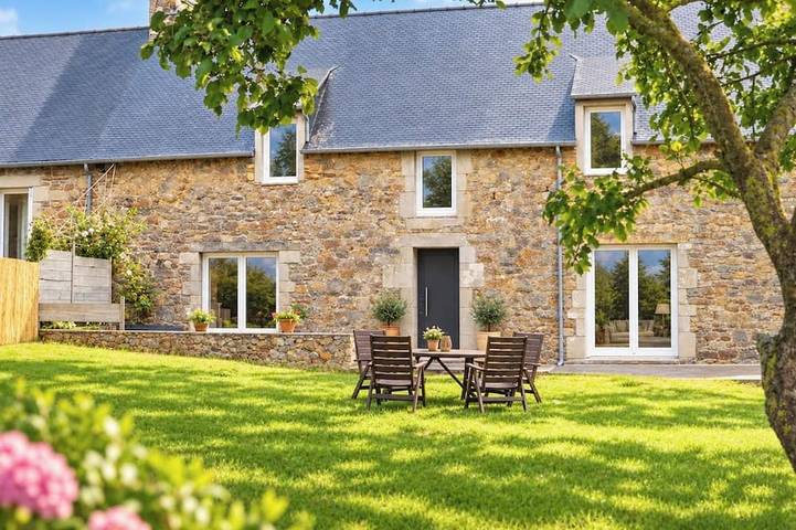 Location de vacances pour 6 personnes à Pommerit-le-Vicomte