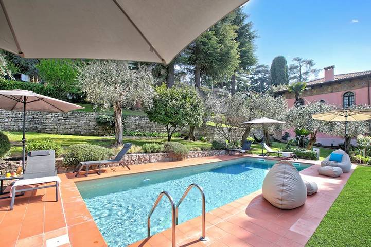 Villa für 6 Personen, mit Garten und Balkon in Malcesine