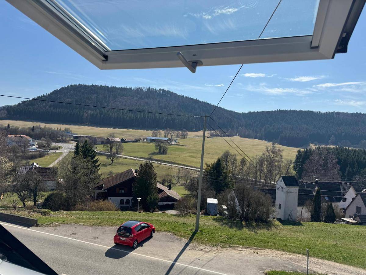 Ganze Wohnung, Two-Bedroom Apartment in Tieringen, Meßstetten
