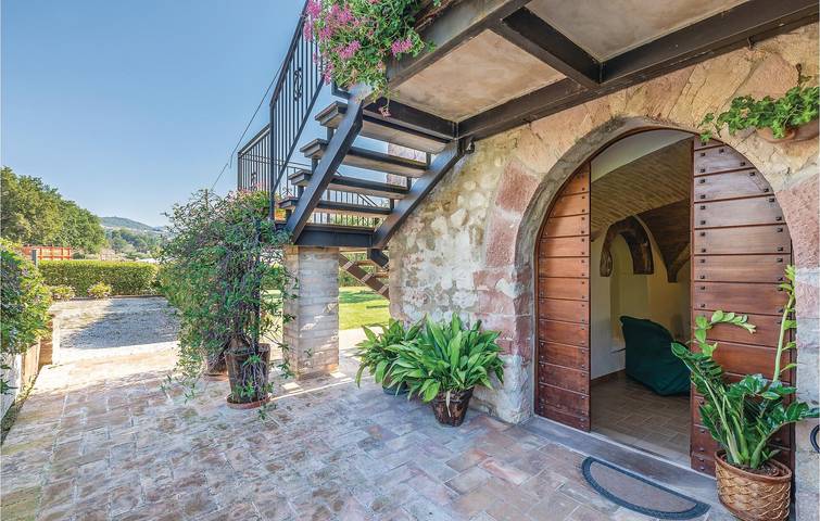 Location de vacances pour 5 personnes, avec jardin et terrasse à Assise - 2