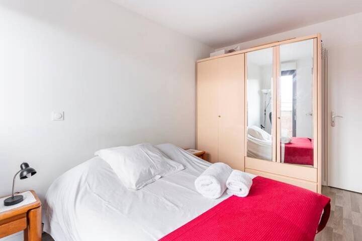 Chambre d’hôte pour 2 personnes, avec balcon et vue à Saint-Denis - 4