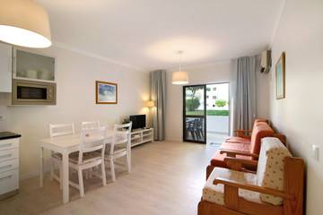 Apartment for 6 People in Aldeia das Açoteias, Olhos de Água, Photo 4