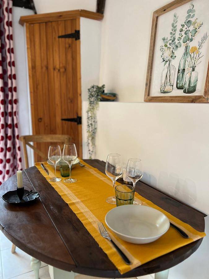 Maison de campagne pour 4 personnes, avec vue et jardin dans Le Mené - 4