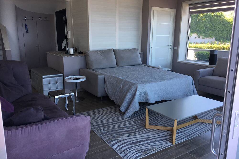*Luxury* Villa Vittorio* Taormina, Etna & Seaview in Giardini-Naxos, Messina Provinz