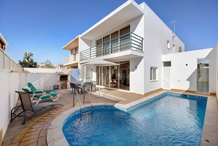 Holiday home for 7 people, with Balcony and Garden