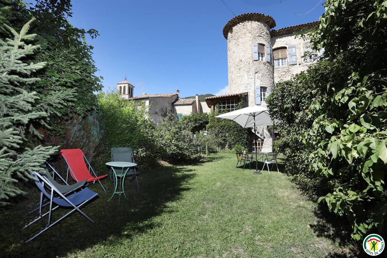 La Terrasse Du Château in Lachau, Région de nyons