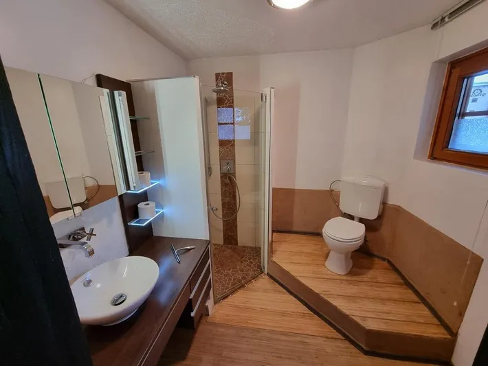 Ferienwohnung für 10 Personen, mit Garten und Terrasse sowie Ausblick, mit Haustier - 1