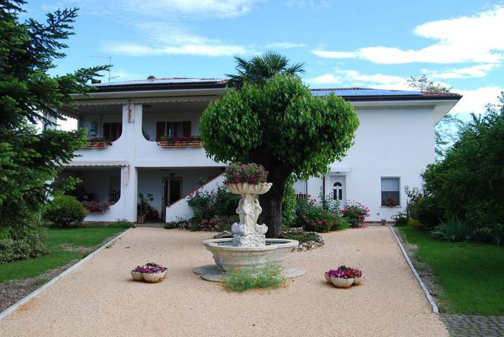 Chambre d’hôte pour 2 personnes, avec jardin, animaux acceptés à San Daniele del Friuli