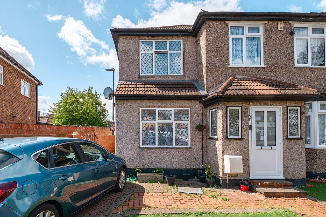 Near Airport - Pets - Parking - Wifi - Sleeps 2 in Hounslow, Londra