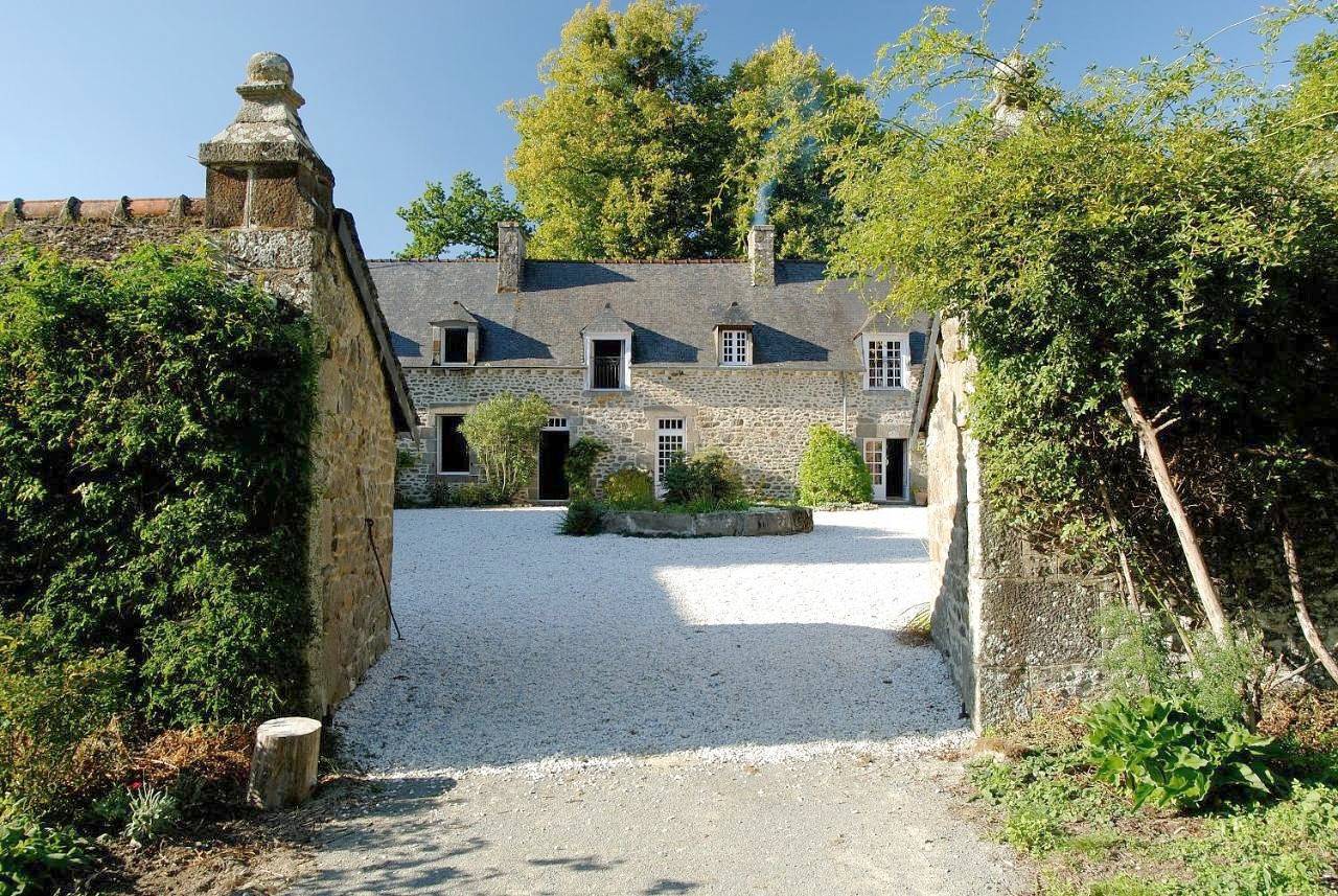 Superior Double Room in Saint-Pierre-de-Plesguen, Région de Saint-Malo