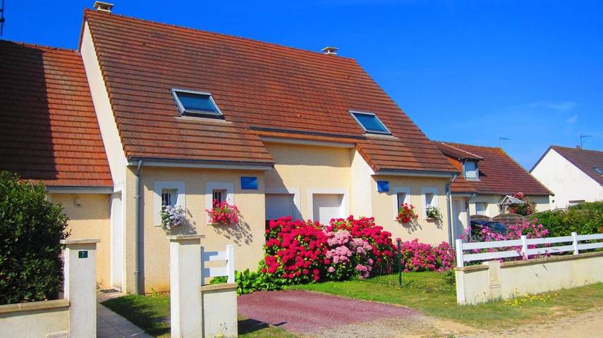 Location de vacances pour 6 personnes, avec Terrasse et Jardin à Saint-Jean-de-la-Rivière - 4