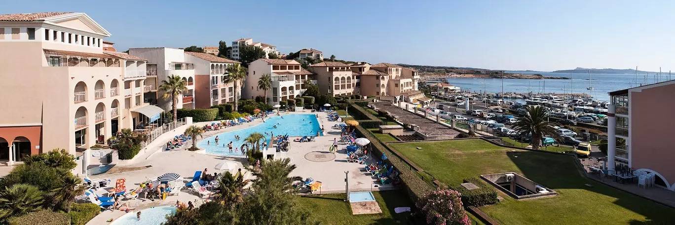 Ganze Wohnung, Coquet Wohnung Typ 2 im Erdgeschoss in Six Fours les Plages in La Coudoulière, Six-Fours les Plages
