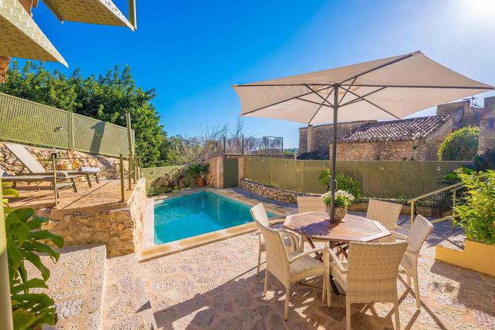 Finca für 6 Personen, mit Terrasse in Selva - 2
