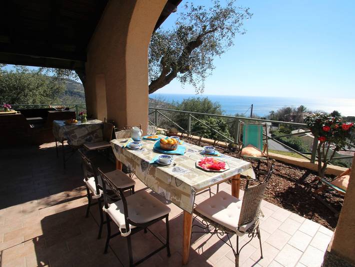 Villa Sara in Finale Ligure, Finale Ligure Gemeinde