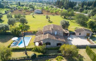 Finca in Torrent de la Vall d'en Marc, Pollença für 8 