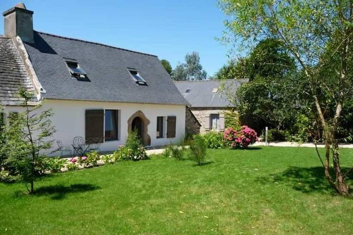 Gîte pour 5 personnes, avec terrasse et jardin
