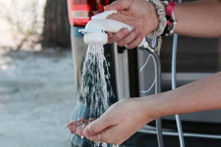 Tente pour 3 personnes, avec vue dans DOM-TOM - 4