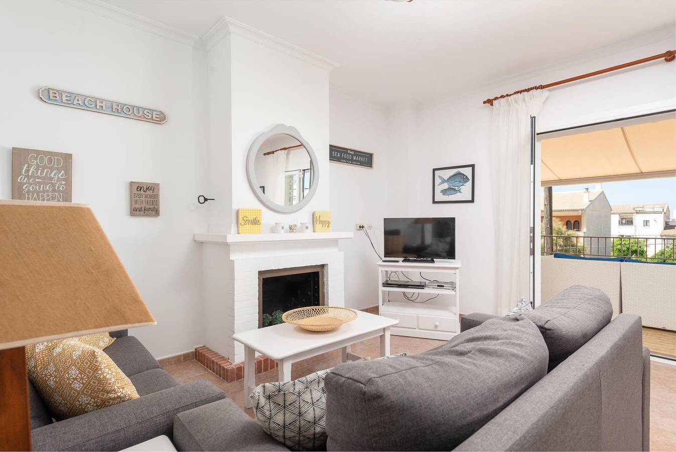 Sunset Village - Beautiful holiday home with several terraces, barbecue and 500 meters from the beach Free Wifi in Can Picafort, Santa Margalida