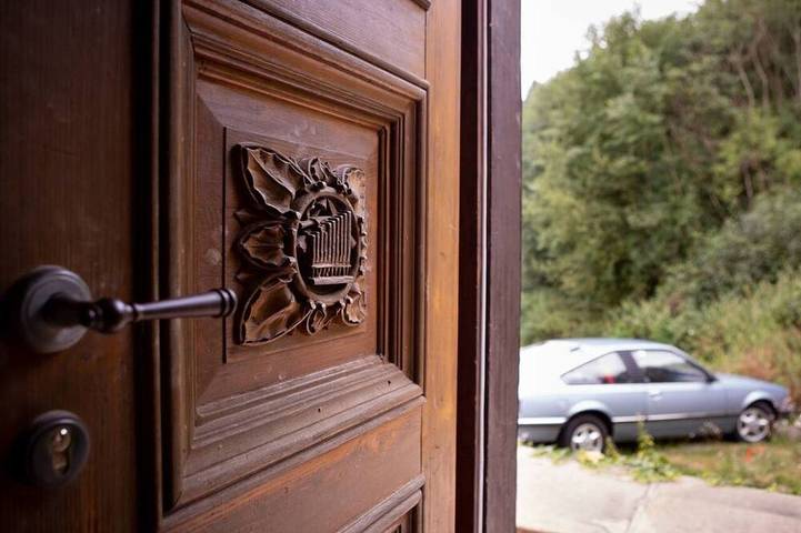 Ganze Wohnung, Komfortable Ferienwohnung in Paulinzella mit Großem Garten in Königsee-Rottenbach, Ostthüringen