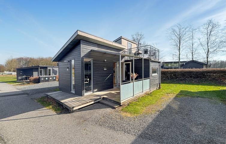Ferieudlejning for 4 personer, med have og terrasse i Vejen