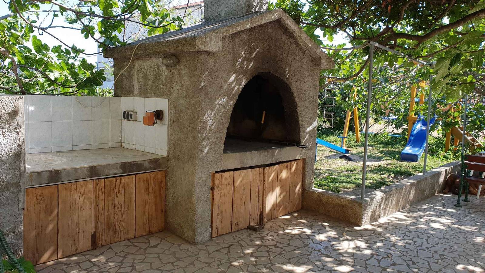 Ganze Ferienwohnung, Ferienwohnung 350 m von der Adria in Lopar, Rab