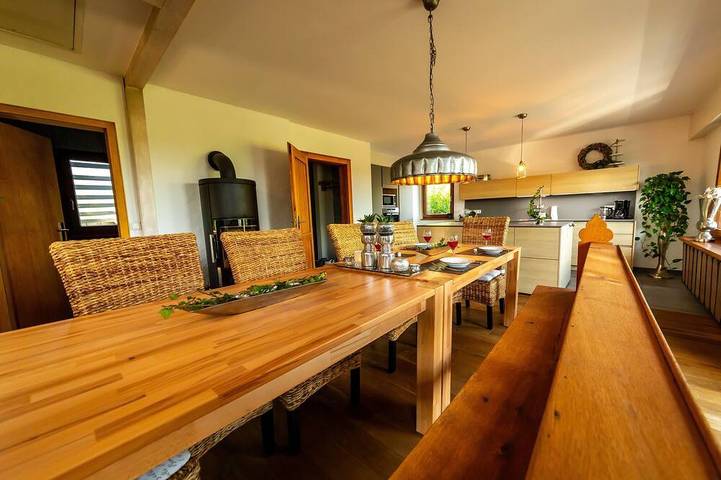 Ferienhaus für 10 Personen, mit Balkon und Garten sowie Sauna in Brakel