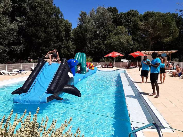 Chalet pour 4 personnes, avec piscine et terrasse, animaux acceptés dans le Gard - 4