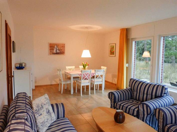 Ferienwohnung für 4 Personen, mit Terrasse und Ausblick - 1