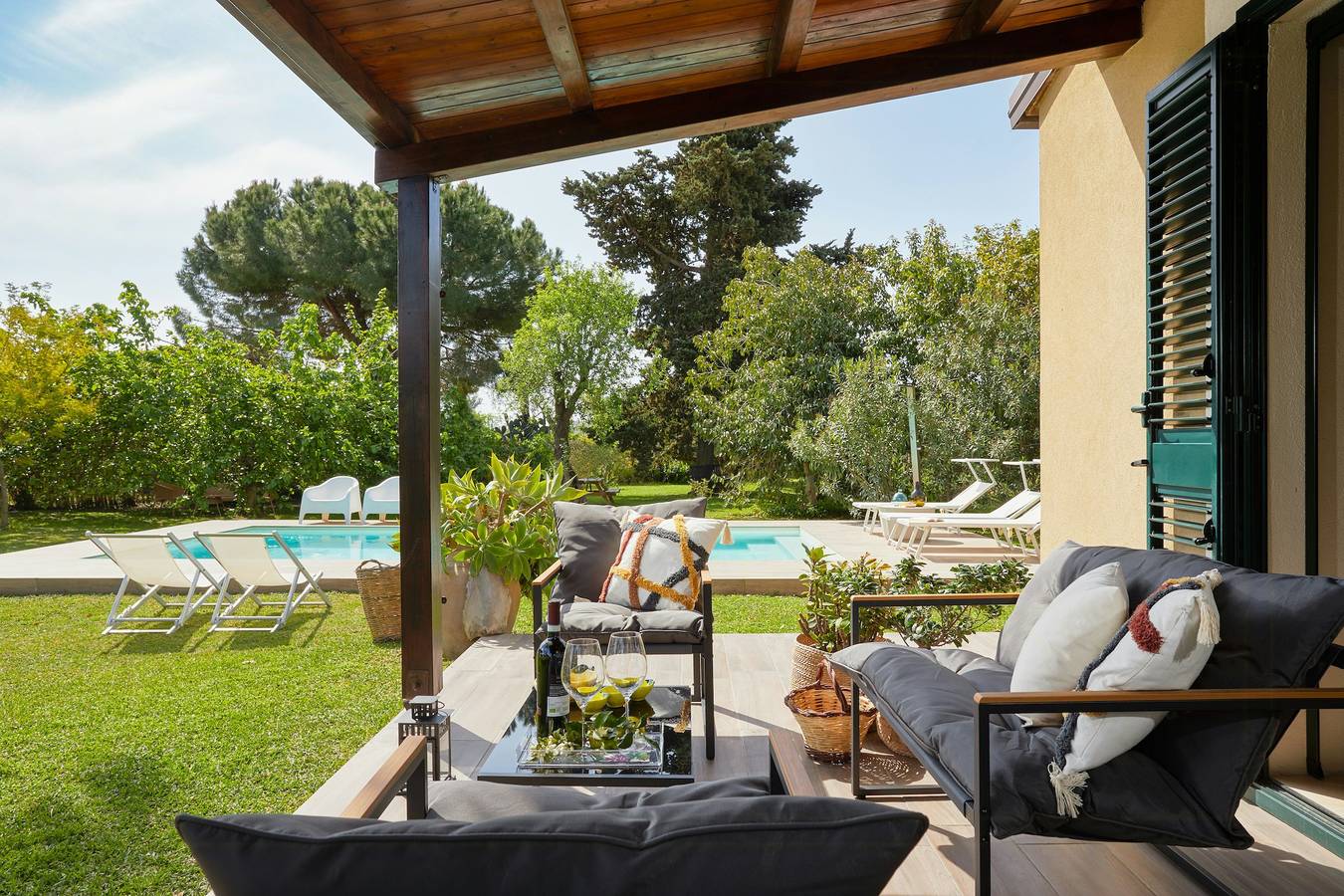 Tropical fruit garden villa in Lido di Noto in Spiaggia di Eloro, Lido di Noto