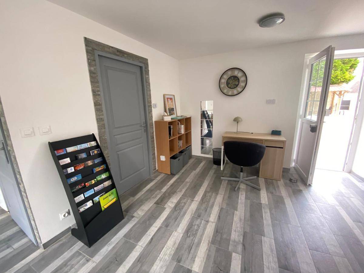Two-Bedroom House in Audeville, Région de Pithiviers