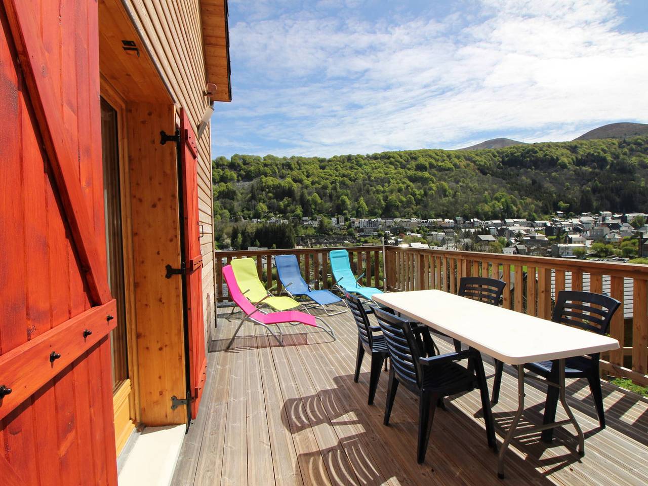 Chalet Avec Terrasse Vue Panoramique - Wifi in Mont-Dore, Regionaler Naturpark Volcans D'auvergne