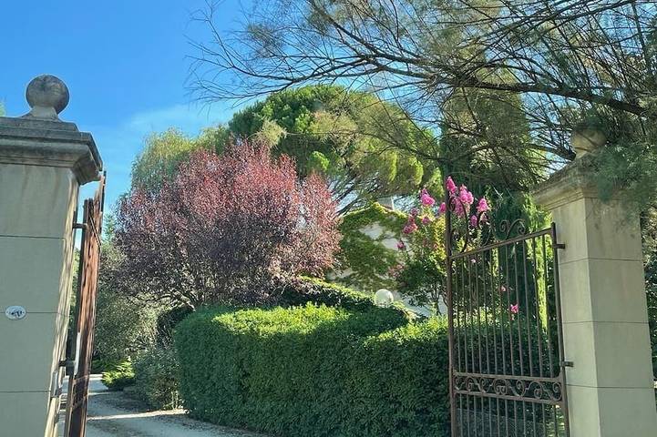 15 min from Aix-en-Provence: Charming cottage with seasonal heated pool in Fuveau, Costa mediterránea (Francia)