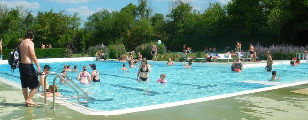Location de vacances pour 4 personnes, avec piscine à Verteillac - 2