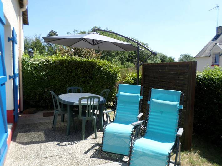 Gîte pour 4 personnes, avec terrasse ainsi que jardin et piscine à Clohars-Carnoët - 3