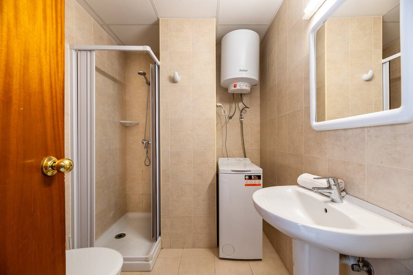 Appartement 'Estudio Mirada 307' met uitzicht op het meer, Wi-Fi en airconditioning, foto 9