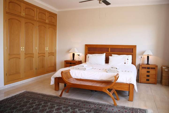 Villa de luxe, La Sella, piscine privée, 8 couchages, wi-fi, climatisation. in La Sella, Pedreguer