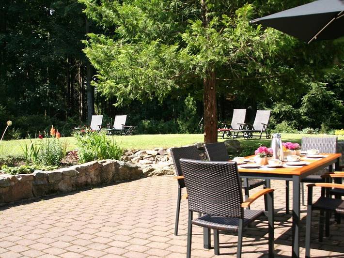 Ferienhaus für 16 Personen, mit Terrasse und Garten sowie Sauna in Altenberg - 2