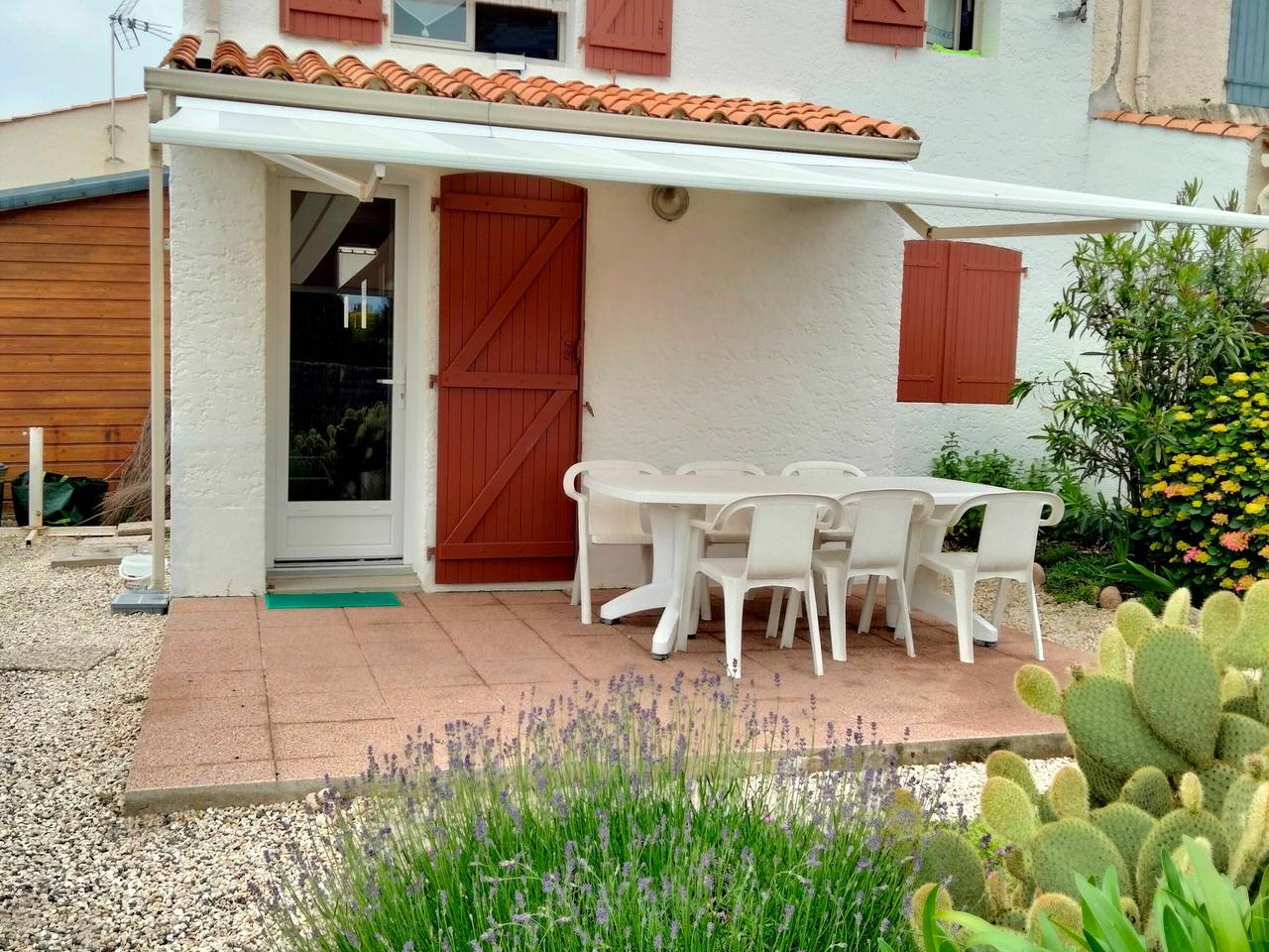 Casa tranquila con jardín cerca de la playa, zoo y estacionamiento privado in Château-d'Olonne, Vandea