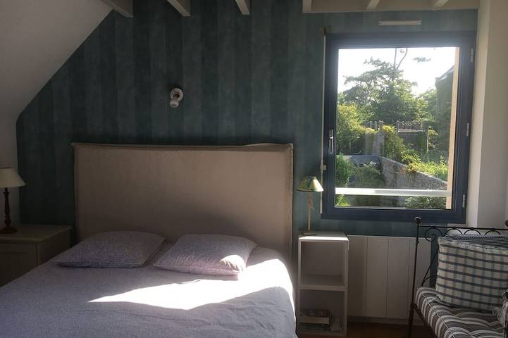 Location de vacances pour 6 personnes, avec balcon et jardin à Carolles - 2