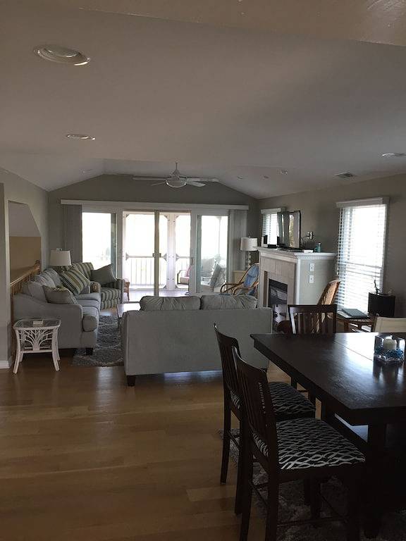 Schönes Haus am Kanal mit Bootsanleger - Spaziergang zum Strand in Fenwick Island, Sussex County (Delaware)