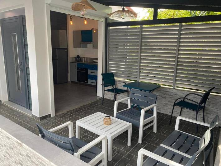 Gîte pour 3 personnes, avec terrasse à Vieux-Fort - 2