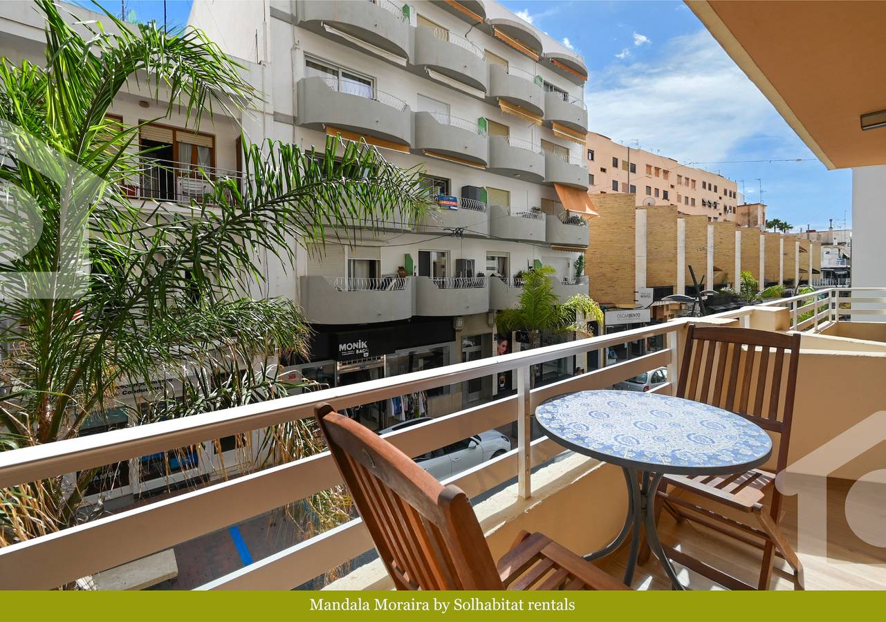 Entire apartment, Holiday apartment for 8 people with terrace in Club Moraira, Teulada (Spain)