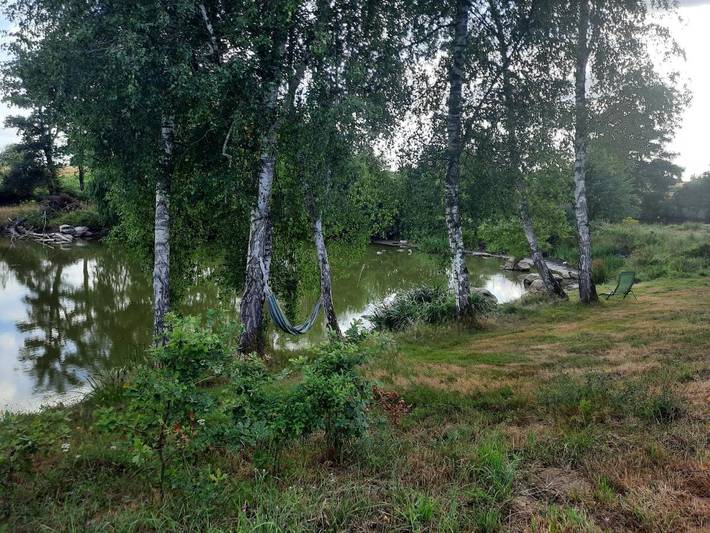 Camping pour 4 personnes, avec vue sur le lac ainsi que vue et jardin dans Haute-Vienne - 4