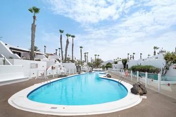 Apartment for 2 People in Playa Blanca, Yaiza, Photo 1