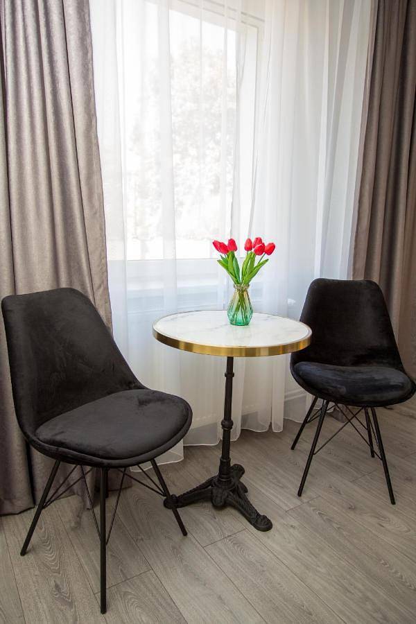 Gîte pour 2 personnes, avec terrasse dans Poiana Brasov - Brasov - 3