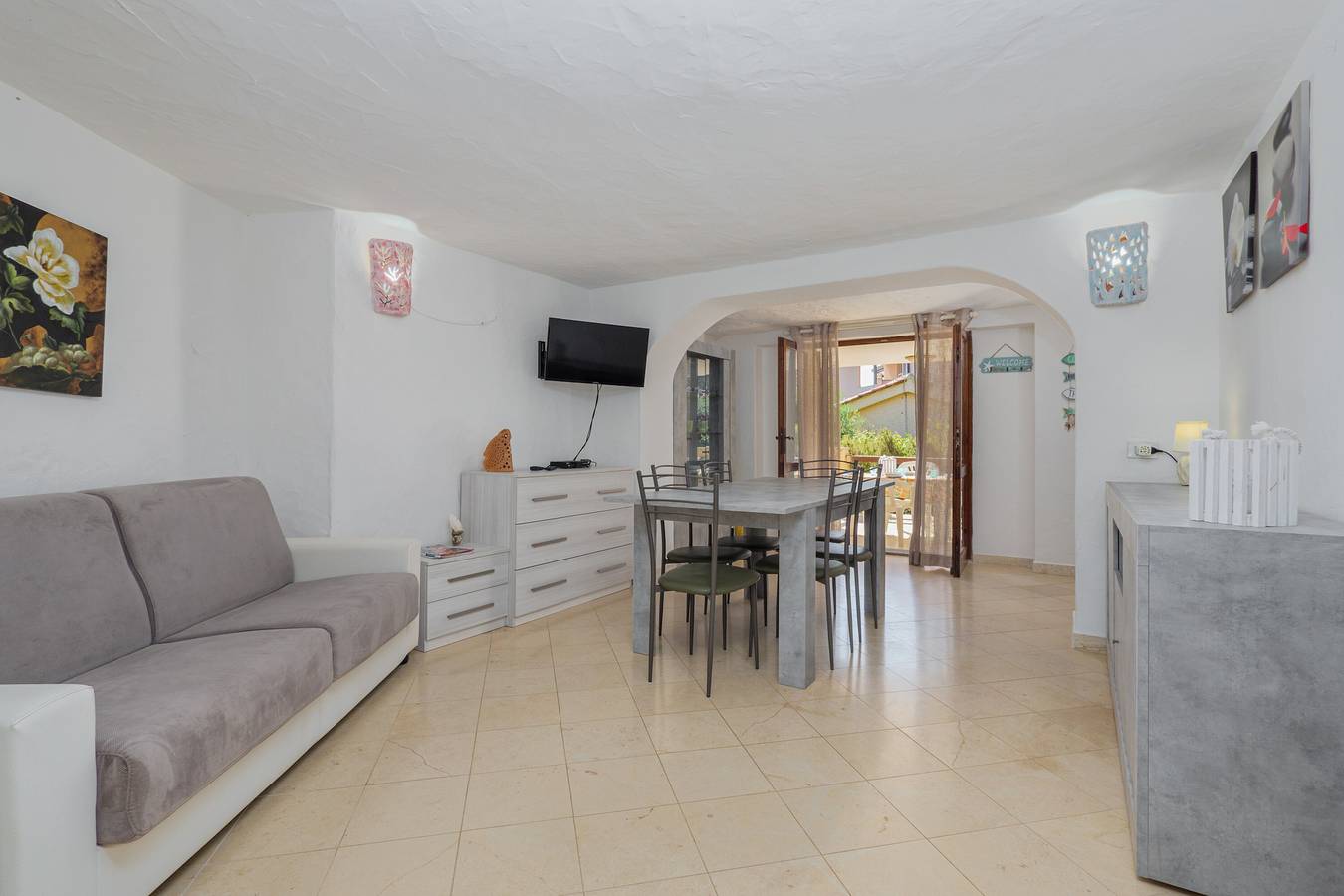 Casa vacanze "Appartamento Anna" vicino alla spiaggia con giardino, terrazza e Wi-Fi in Baia Caddinas, Golfo Aranci