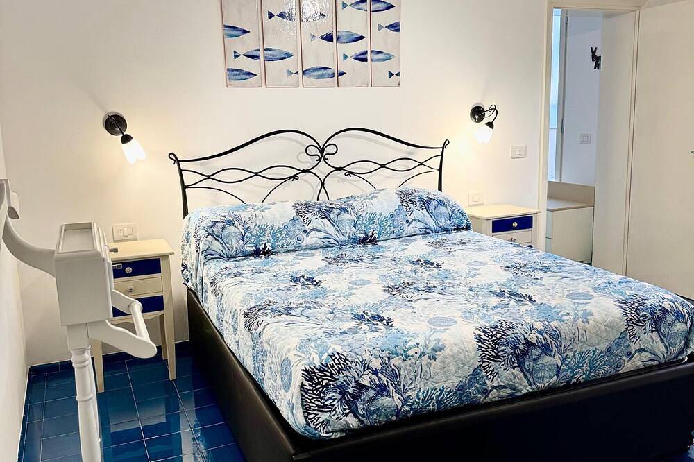 Villa Amare with beach and breathtaking view. in San Cosma, Costa Amalfitana