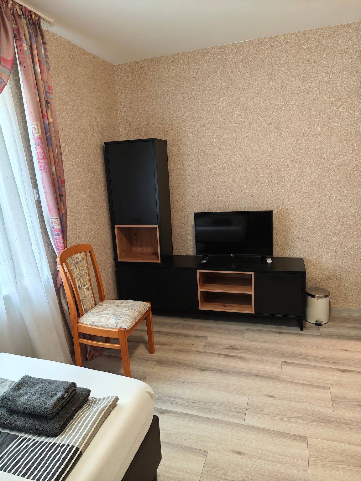 Apartment im Hotel 'Feniks' mit Bergblick und Wlan in Blomberg, Kreis Lippe